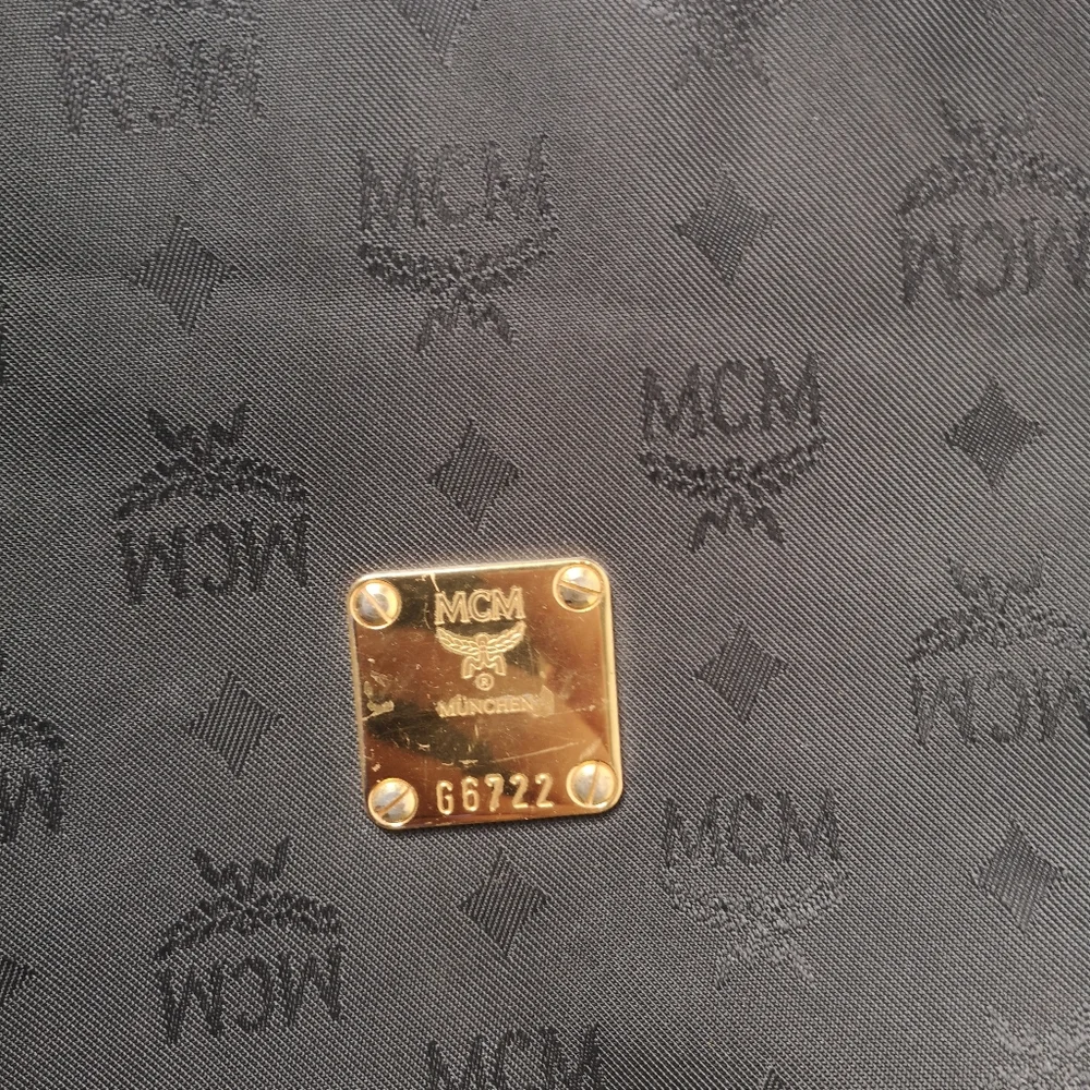Authentic MCM vintage bag - Picture 3 of 15